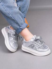 1 Pair Kids' Sneakers, 2026 New Glitter Soft Bottom Non-Slip Casual Shoes, Daily & School Sports Low-Top Flat Shoes For Boys And Girls - Silver - View 3