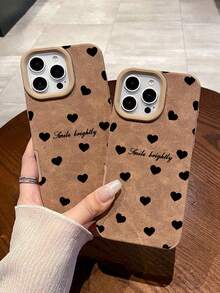 1个时尚简约柔软心形文字印花棕色手机壳，时尚高端防滑磨砂质感，适用于17/16/15/14/13/12/11/Promax/Pro/Plus系列及其他型号，是送给同事、朋友、家人、情侣的理想礼物，也适合生日、新年、情人节、斋月、复活节等场合。