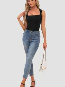 Women's Square Neck Going Out Crop Tops Double Lined Cute Basic Tank Tops 2026 Clothes, Cute Summer Solid Color Square Neck Basic Tops Slim Fit Basic Sleeveless Shirts - 黑色 - 查看 6