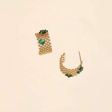 Vintage Textured C-Shaped Earrings With Gilded Finish, Embedded Zirconia Stones, Luxurious Feel, Suitable For Daily Wear And Gift-Giving - Multicolor - View 7