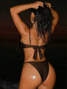 Solid Color Elegant Backless Beach Swimwear With Underwire Vacation - Brown - View 4