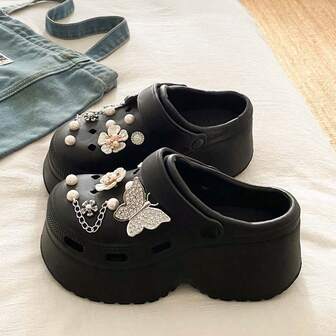 2025 Nuevos Zuecos de plataforma de primavera/verano, suela gruesa, con estampado floral, zapatos de jardín para mujer. Zapatos de playa de EVA de moda, bonito y de dibujos animados, para fiestas y uso al aire libre