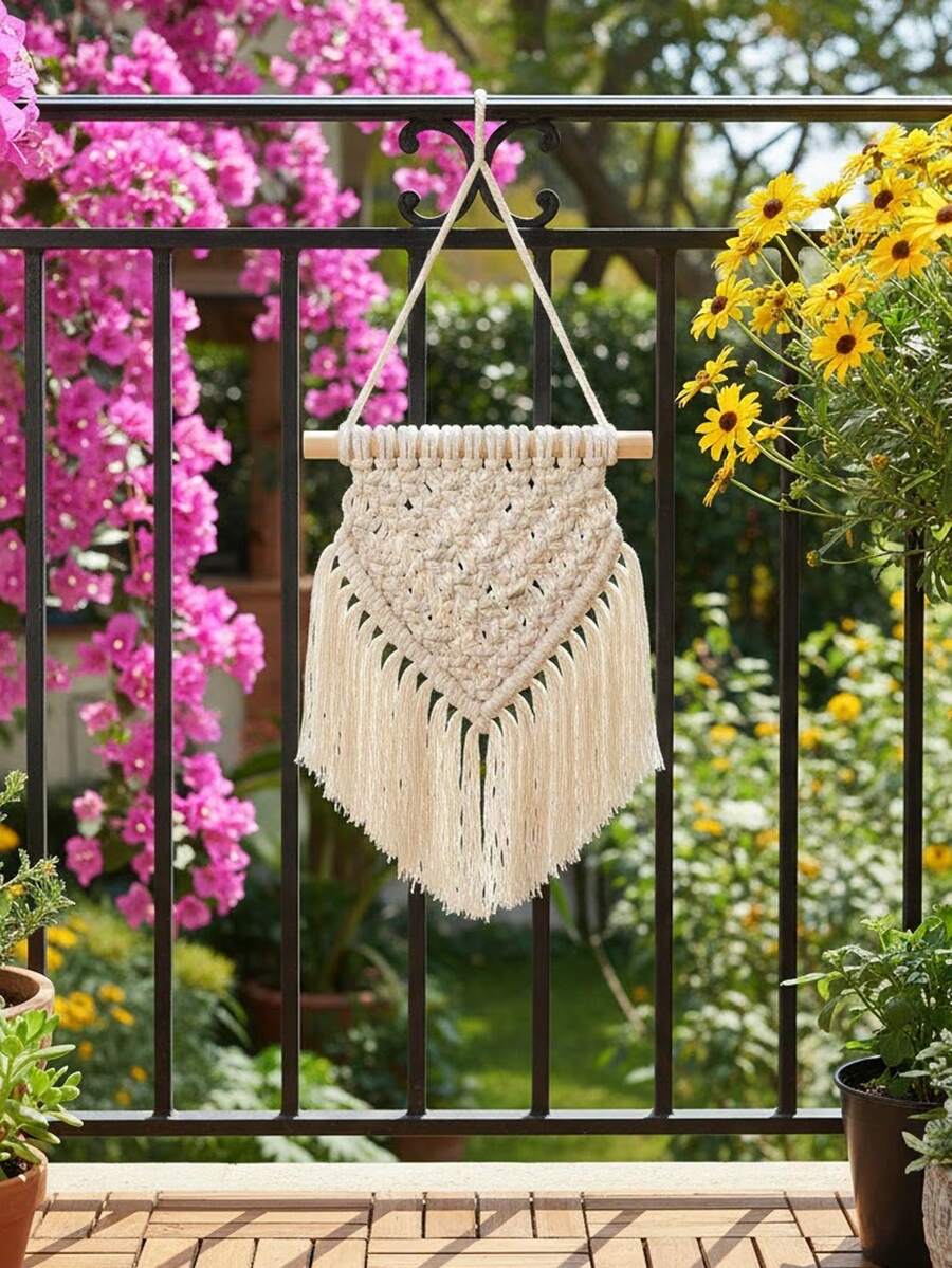 1/3 món đồ trang trí treo tường mini đan thủ công, có tua rua, phong cách Boho, trang trí nhà cửa, căn hộ, phòng ngủ. - Màu be - Xem 1