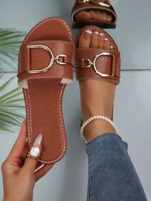 Plus Size Women Comfortable Simple Round Toe Metal Buckle Printed Slip-On Flat Sandals, Casual Fashion Outdoor Vacation Beach Summer Shoes - Brown - View 1