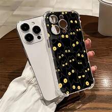 Muchos gatos negros de dibujos animados con ojos amarillos. Esta elegante funda es compatible con los modelos  17, 16, 15, 14 Pro Max, 13, 12, 11, XR y XS Plus. Fabricada en TPU flexible, resistente a golpes y arañazos, ofrece una excelente protección contra caídas y un agarre cómodo. Es un regalo ideal para familiares, amigos y seres queridos, y una opción perfecta para festivales. - transparente - Ver 3
