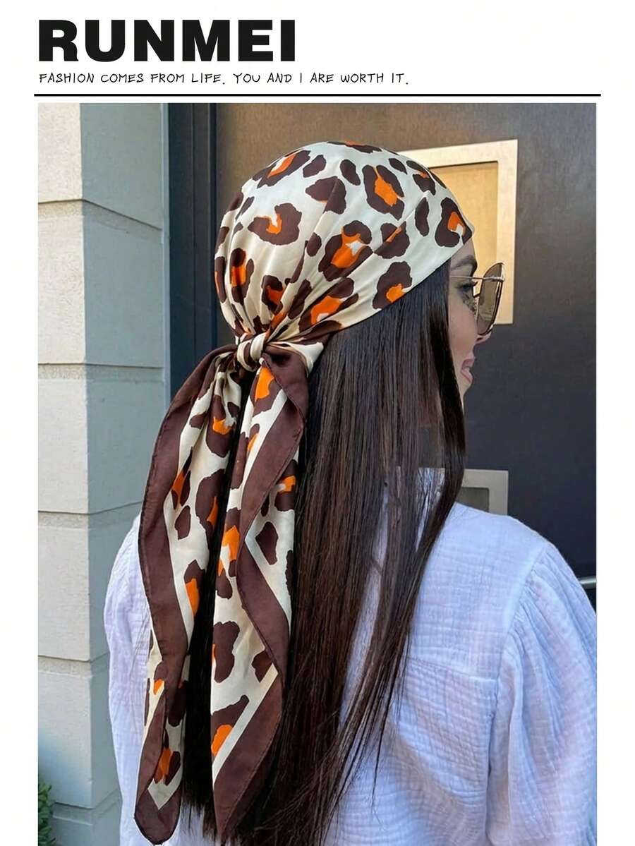 1条简约印花缎面方巾，新款春季时尚头巾，可作腰带、包包装饰、丝带、发带或围巾使用，是提升整体造型的理想之选。