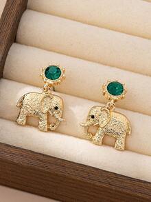 1对时尚优雅的镶钻大象耳环，简约设计，适合女性日常佩戴、度假、约会、节日等多种场合。