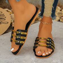 Women's 2026 Summer New Flat Slippers, Fashion Outdoor Versatile Fairy Style Strap Sandals - Black - View 3