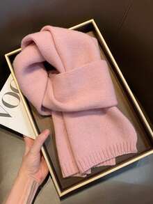 1条柔软舒适、百搭的纯色针织围巾，适合日常、户外、上学、休闲、旅行、送礼，时尚百搭，适合9-16岁儿童，秋冬季节穿着。