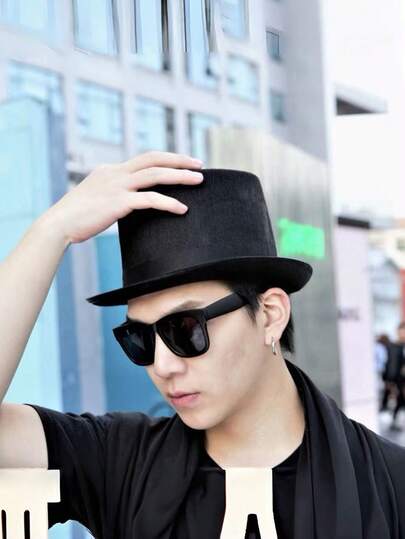 1pc New Magician Top Hat, Black Gentleman Jazz Hat, Korean Fashion Casual Unisex British Style