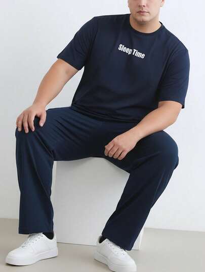 加大码男士睡衣套装，轻薄短袖字母印花上衣和裤子，休闲舒适的夏季睡衣