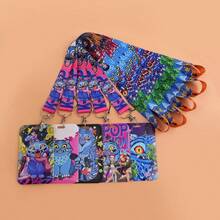 Kpop Hunter校园ID卡套，公交/工作卡保护套，高清人物图案，硬质PVC材质，适合学生、上班族、动漫/游戏爱好者、K-POP粉丝，是送给朋友和情侣的完美礼物，也是情人节、感恩节、新年、圣诞节的理想之选。 - 彩色 - 查看 6