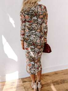 Acelitt Bohemian Style Floral Print Turtleneck Long Sleeve Ruffle Hem Midi Fitted Dress - Multicolor - View 4