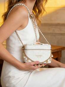 CHANEL White Elegant Multifunctional Box Bag, Canvas Material, Adjustable Chain Strap - Can Be Worn Crossbody/Shoulder, Serves As Jewelry Box And Storage Box, Suitable For Casual Daily Use And Dates, A Luxury High-End Gift For Women, Also A Fashionable Cosmetic Bag And Toiletry Organizer - White - View 8