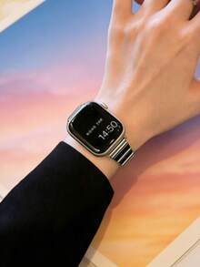 1pc Asymmetric Metal Watch Band, Compatible With Apple Watch 42mm, 38mm, 40mm, 41mm, 44mm, 45mm, 46mm, 49mm Diameter, Fashionable Smart Watch Replacement Strap, Suitable For Series Ultra2, Ultra SE2, SE 11, 10, 9, 8, 7, 6, 5, 4, 3, 2, 1, Unisex - Silver - View 3