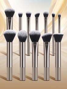 MAANGE 4/8/12/15/18支装专业软铝管化妆刷套装，包含粉底刷、眼影刷、眉刷、晕染刷、高光刷、遮瑕刷，适用于粉状、液状、膏状化妆品，是日常使用和旅行的理想之选，也是馈赠亲友、礼品赠送的绝佳选择。专业化妆刷套装，包含所有化妆刷。 - 彩色 - 查看 5