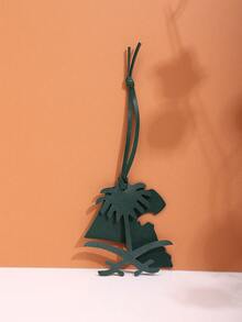 Dedoo This Single-Piece Set Features A Stylish, Simple, Cute, And Fun Date Palm Tree Car Keychain Made Of Dark Green PU Material. It Can Be Attached To Backpacks, Shoulder Bags, Crossbody Bags, Handbags, And Tote Bags. - Green - View 3