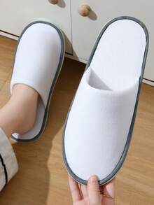 6pcs/Set Casual Solid Color Foldable Slippers, Portable Travel Flats, Unisex White Slip-On House Shoes, Suitable For Weddings, Bridesmaids, All Seasons, Fits US Size 9 - White - View 2
