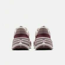 Giày thể thao nữ NIKE COMFORT RIDE EASYON, kiểu dáng cổ thấp IF5001-101 - Màu Hồng baby - Xem 4