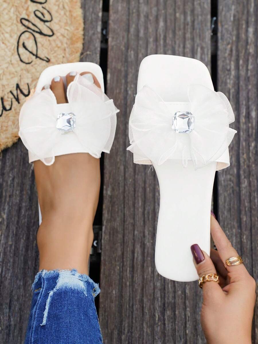 New Women's White Beach Sandals With Bow & Crystal Decor, Comfortable Soft Versatile Flat Shoes, Spring/Summer - White - View 1