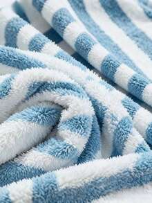 4pcs Large Bath Towel Set, 140x70cm/55.16x27.58in, Thickened Coral Fleece Towels, Ultra-Fine Microfiber, Absorbent, Quick-Dry, Soft & Comfortable, Suitable For Bathroom, Shower, Hotel, Gym, And Spa, Wash Cloths Christmas Decrotions Home Deocr Bathroom Deccor  Bathroom Essentials  Room Deciration Home Décor - 混合顏色 - 查看 4