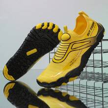 Zapatos acuáticos para hombres para deportes acuáticos, zapatos ligeros y transpirables de cinco dedos para senderismo, natación, playa, gimnasio - Zapatos multifuncionales de suela blanda con drenaje - Amarillo - Ver 14
