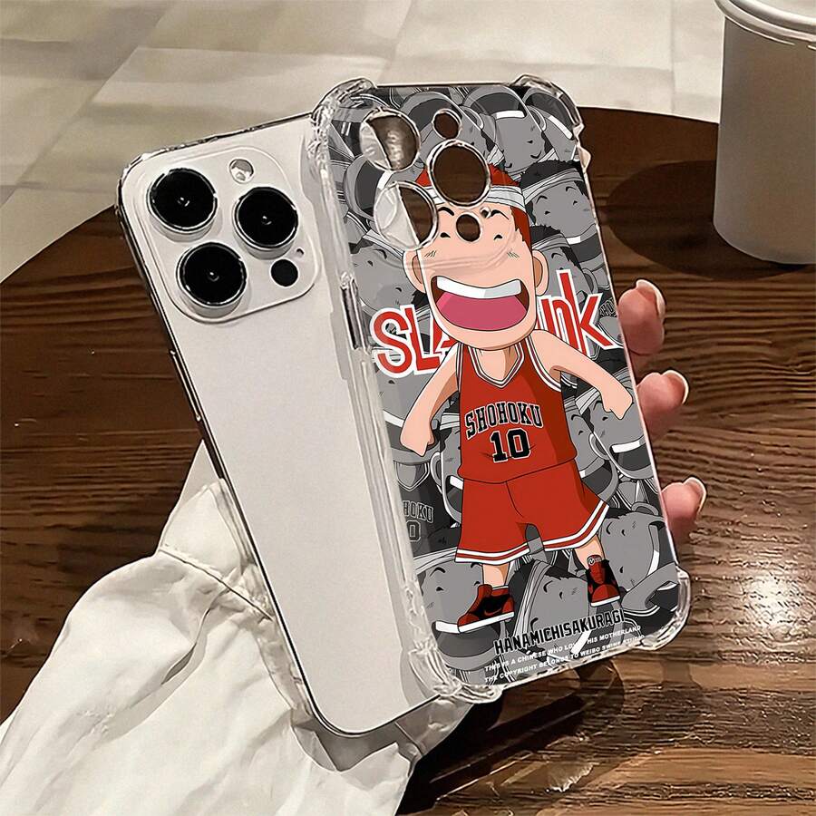 El personaje de , Hanami, con la camiseta de Shohoku. Esta elegante funda es compatible con los modelos 17, 16, 15, 14 Pro Max, 13, 12, 11, XR y XS Plus. Fabricada en TPU flexible, resistente a golpes y arañazos, ofrece una excelente protección contra caídas y un agarre cómodo. Es un regalo ideal para familiares, amigos y seres queridos, y una opción perfecta para festivales. - transparente - Ver 1