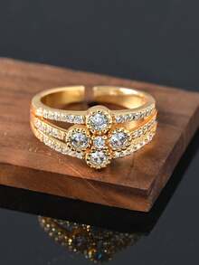 1枚时尚优雅的18K镀金/镀铂金女士戒指，采用四叶草设计，镶嵌闪亮的白色锆石，非常适合日常佩戴、约会和其他场合。 - 輕奢 - 查看 3