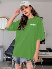 Women's Oversized Printed T-Shirt - Cheerful Paradise Phrase - Loose, Casual, Stylish, Modern, And Cool Blouse - 綠色 - 查看 6