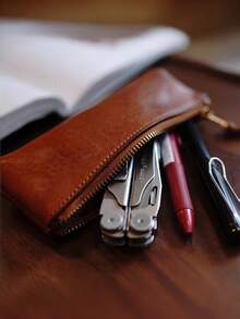 1pc Literary Retro Simple Stationery Pencil Case, Soft Leather, Plaything, Cosmetics, Stationery Pencil Case, Storage Bag - Multicolor - View 3