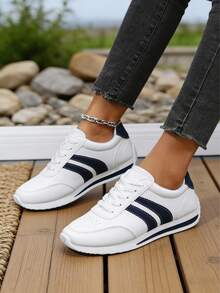 FZY New 2026 Spring Women's Wedge Platform Sneakers. Simple Lace Design For Easy Adjustment. Perfect For Commuting For Working Professionals And Students. Suitable For Everyday Wear, Sports, And Outdoor Activities Such As Walks. Lightweight And Soft Sole; Durable And Easy To Care For. Pairs Well With Various Casual Trousers. A Suitable Valentine's Day Gift For Couples. Breathable And Comfortable, Casual Women's Sneakers, Suitable As A Holiday Gift Or Used As Low-Top Skate Shoes. - 藍色 - 查看 5