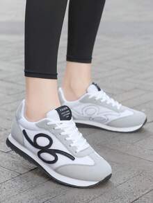 女士复古轻便舒适圆头系带鞋，透气学生休闲情侣简约低帮软底百搭运动鞋 - 灰白 - 查看 16