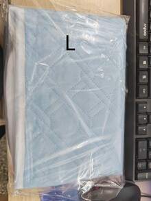 四层防漏垫，防漏，可水洗，柔软亲肤，无异味，透气抗菌面料，可重复使用。适用于新生儿日常护理/婴儿床防漏垫/婴儿爬行垫/老人哺乳垫/学生月经垫/月经垫/学生宿舍垫。 - 彩色 - 查看 12