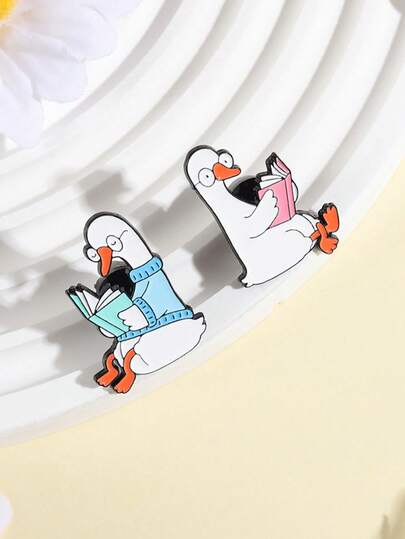 1pc/Set Goose Reader Enamel Pins Bookish Duck Bookworm Brooches Reading Badges Creative Animal Books Jewelry Gift For Kids Friends