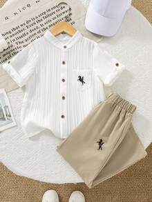 男童休闲套装，纯色立领涤纶面料，舒适时尚，适合上学和日常穿着，是活力简约小男孩夏季的理想之选。 - 駝色 - 查看 2