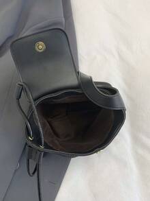 1pc Women's Fashionable Commuter Solid Color Shoulder Bag, Portable Versatile Chic Underarm Bag, Suitable For Dates, Shopping, Gifts, Work - Black - View 8