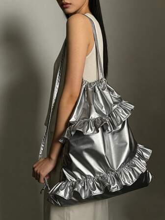 2026新款时尚银色抽绳背包，轻便大容量女士背包，波点抽绳包，适合休闲、运动、购物