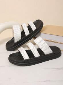 1 par de sandalias planas de verano para mujer con nuevos diseños versátiles y para exteriores, con rhinestones y suela suave - Beis - Ver 8