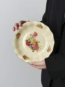 一件复古欧式金边陶瓷盘，饰有花卉图案，深/平盘，适合家庭、咖啡馆、餐厅使用，也是馈赠亲朋好友的节日礼物。 - 彩色 - 查看 5