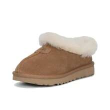 UGG 女士休闲舒适 2 英寸厚鞋底保暖短款雪地靴，栗色 - 紫紅色 - 查看 3