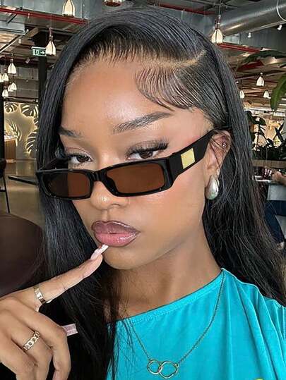 1 Pair Women's Casual Black Rectangular Frame Glasses With Gold Accents, Polycarbonate Material, Suitable For Outdoor Wear