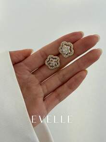 Pendientes de cobre chapados en oro de 18K, elegantes y lindos, aptos para uso diario y reuniones - Dorado - Ver 2
