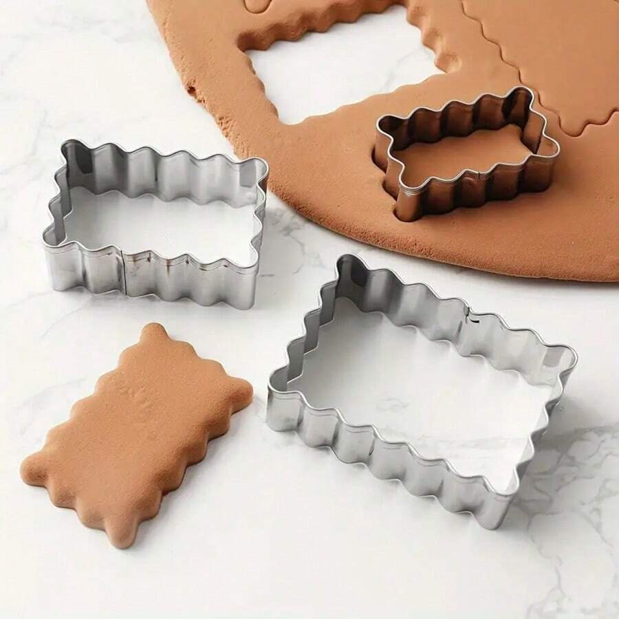3pcs Stainless Steel Rectangular Wavy Edge Cookie Cutter Set, DIY Baking Mold - Silver - View 1