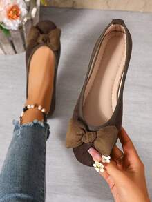 2026 Fashionable Versatile Cute Fairy Style Big Bow Comfortable Soft Bottom Shoes - Brown - View 1