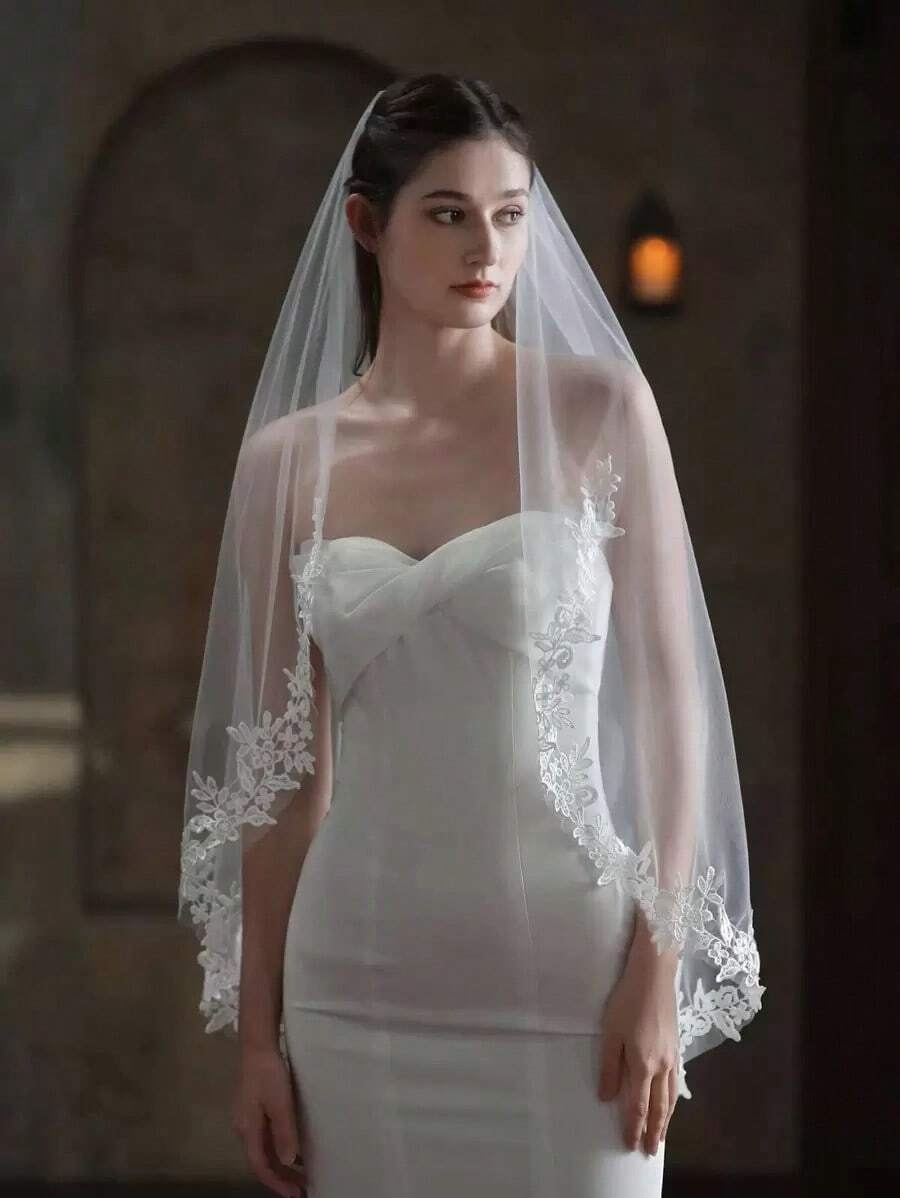 Appliques Decor Elegant Bridal Veil With Hair Comb For Wedding - trắng - Xem 1