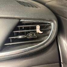 2pcs Cowboy Hat & Boot Car Vent Clip Set: Western Car Charms - Air Vent Decoration - View 3