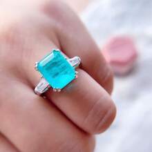 1pc Elegant Minimalist Style Women's Ring With Embedded Aquamarine Cubic Zirconia, Suitable For Daily Wear