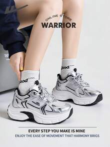 女款 Warrior 时尚复古运动鞋，春夏轻便舒适透气，跑步鞋风格简约休闲，时尚百搭，四季皆宜，耐磨耐穿，适合全天穿着，训练运动鞋，小白鞋 - Full PU Leather Upper銀灰/黑 - 查看 8
