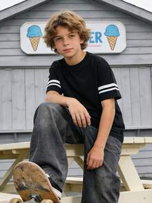 1pc Tween Boys' Fashionable Casual Contrast Stripe Splice Round Neck T-Shirt, Comfortable High Street Commuting - Black - View 1