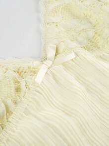 Women's Pleated Chiffon Camisole Tops Stylish Solid Color Bow Lace Trimmed Sleeveless Spaghetti Strap Vest - Yellow - View 7